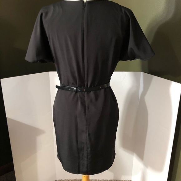 Jessica Simpson LBD Belted with Open Sleeves Sz 4 - Picture 6 of 9